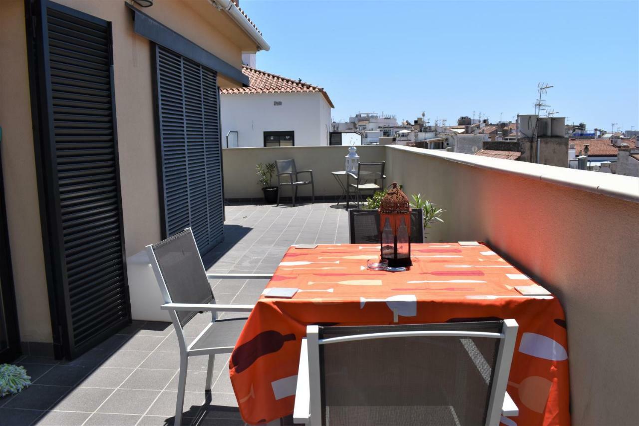 Sunset Penthouse Sitges Apartment ภายนอก รูปภาพ