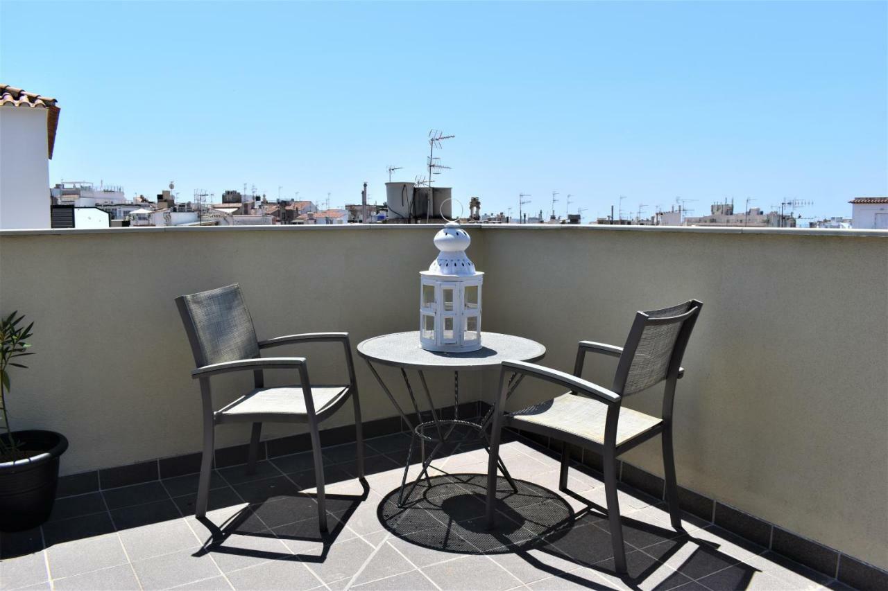 Sunset Penthouse Sitges Apartment ภายนอก รูปภาพ