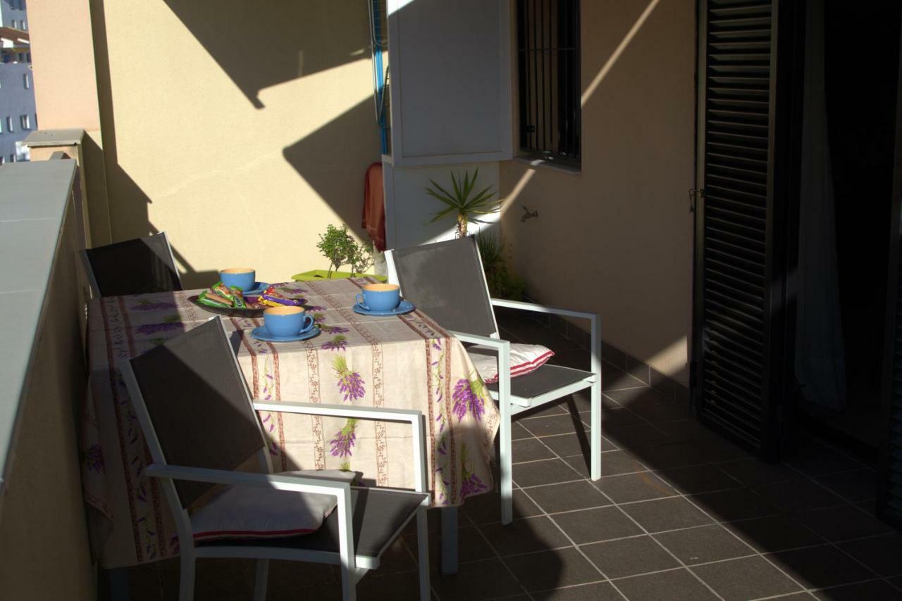 Sunset Penthouse Sitges Apartment ภายนอก รูปภาพ